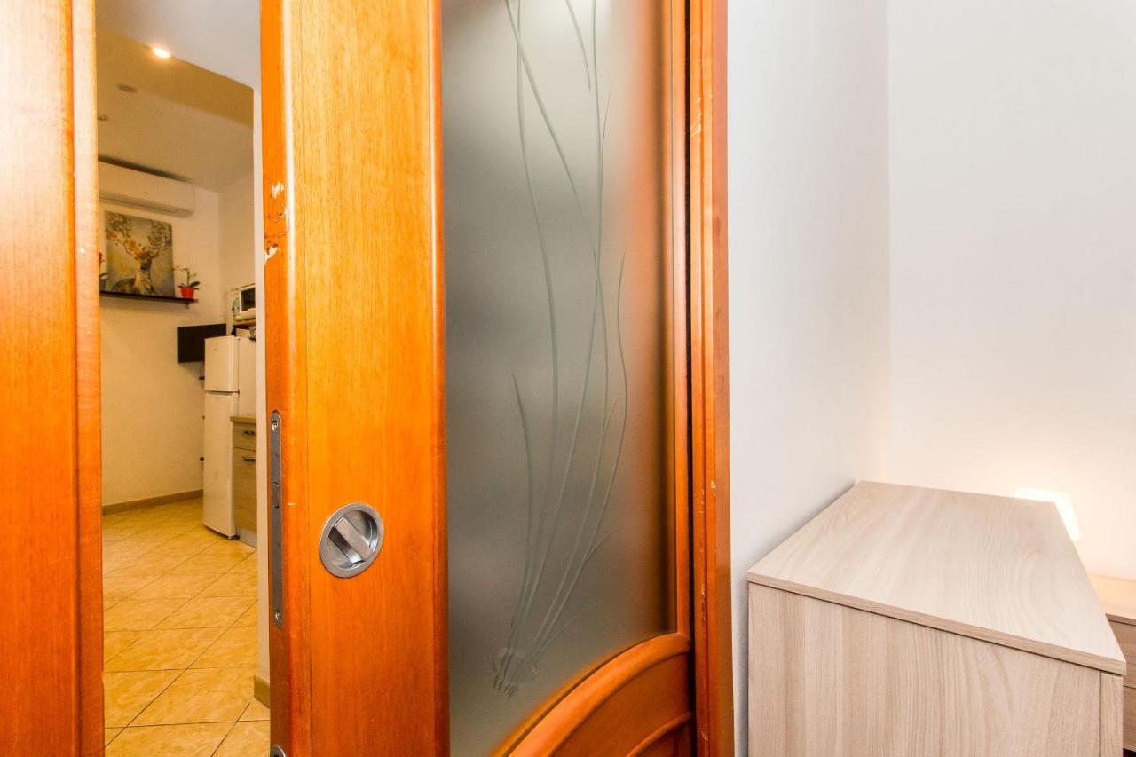 Piazza Bengasi Cozy Apartment ตูริน ภายนอก รูปภาพ